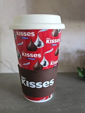 Hershey's Kisses Ceramic Travel Mug with Non Slip Grippy Sleeve & Rubber Lid